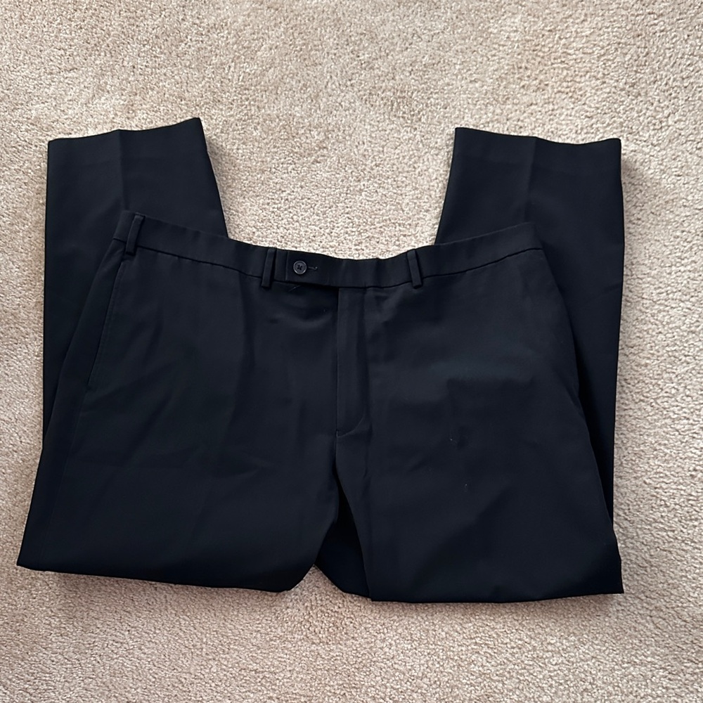 SALE $15 Van Heusen Classic Black Dress Pants - Picture 4 of 5